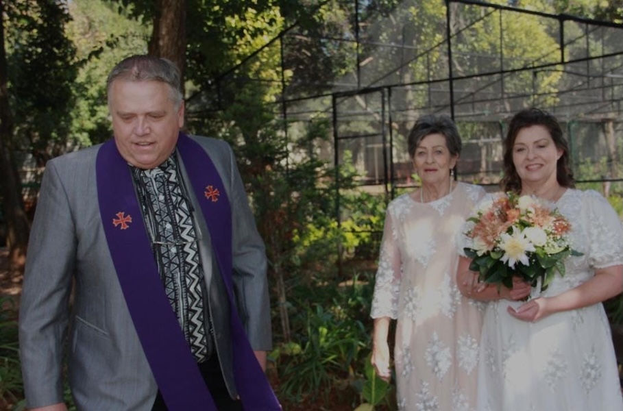 Wedding ceremony by Dr. Gerrit Rademeyer in Leydsdorp